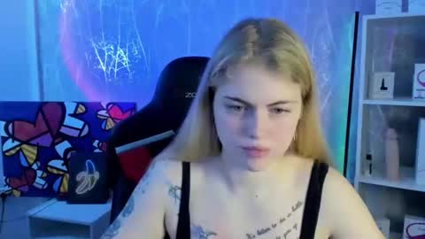 Jolly online show from March 23, 3:43 am