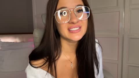 Snapshot of jolly_kris chatting on February 7, 4:16 am Kristina online show from February 7, 4:16 am