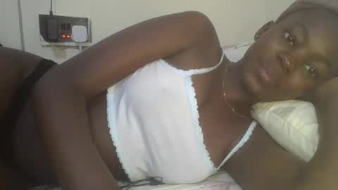 jollynabeb online show from March 2, 11:42 pm