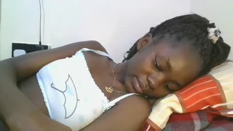 jollynabeb online show from October 3, 4:37 pm