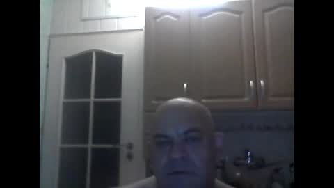 Snapshot of jolmasz30 chatting on February 20, 2:18 am jolmasz30 online show from February 20, 2:18 am