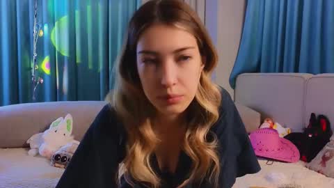 Viola online show from October 19, 12:17 pm