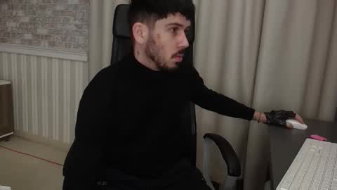 JonahShaw online show from October 19, 4:13 am