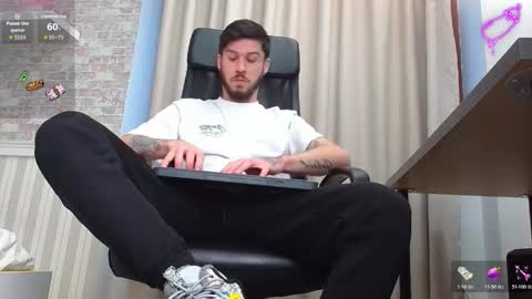 JonahShaw online show from November 21, 5:28 am