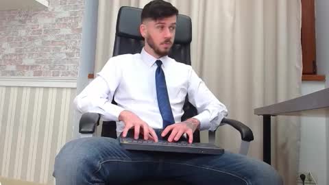 JonahShaw online show from November 23, 5:18 am