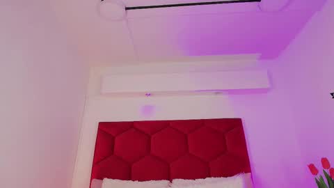 Snapshot of jonas_hiill chatting on September 11, 12:38 pm Jonas online show from September 11, 12:38 pm