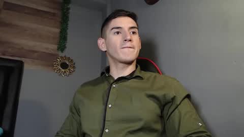 jonathancast08 online show from February 10, 12:52 am