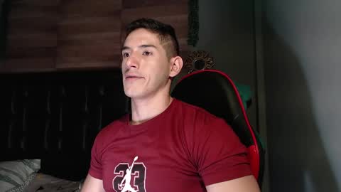 jonathancast08 online show from February 13, 2:52 pm