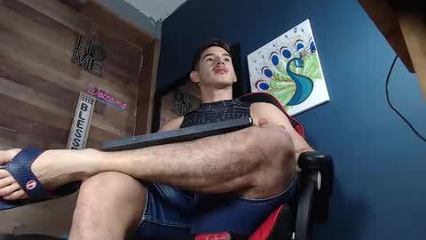 jonathancast08 online show from September 26, 9:08 pm