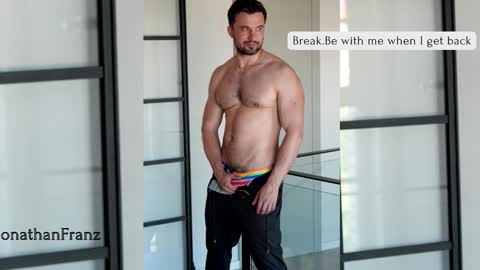 jonathanfranz123 online show from December 28, 5:23 am