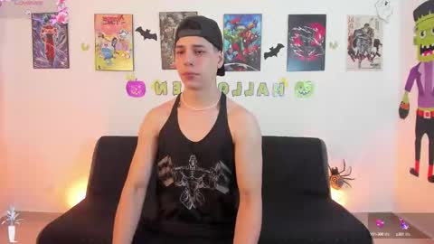 Instagram jonathanfit14 online show from October 14, 9:37 pm