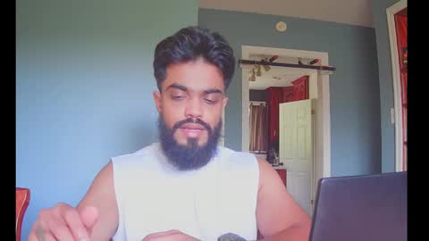 Snapshot of jonathanliyaz1 chatting on September 15, 7:47 pm royjon online show from September 15, 7:47 pm