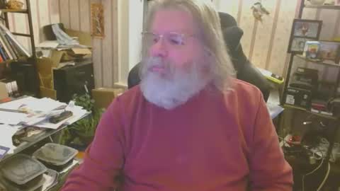 joncpics online show from March 10, 11:32 pm