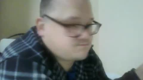 joni90ok online show from December 4, 9:07 am