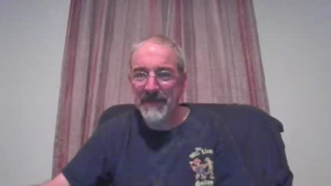 Snapshot of jony_five chatting on January 12, 3:17 am Jon online show from January 12, 3:17 am