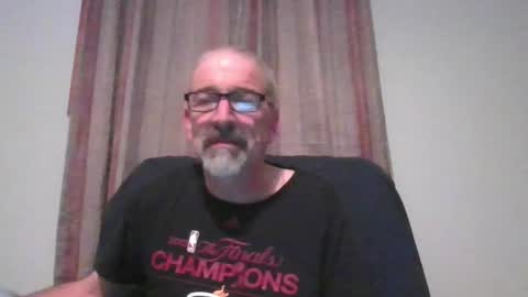 Snapshot of jony_five chatting on February 11, 2:14 am Jon online show from February 11, 2:14 am
