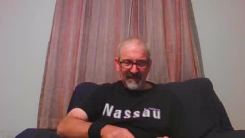 Snapshot of jony_five chatting on September 17, 12:34 am Jon online show from September 17, 12:34 am