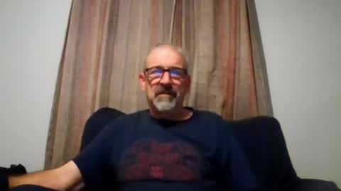 Snapshot of jony_five chatting on November 6, 1:50 am Jon online show from November 6, 1:50 am