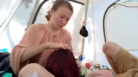 Snapshot of jony_marta chatting on December 15, 7:31 pm Jony Marta GMT 2000-0100 every day online show from December 15, 7:31 pm