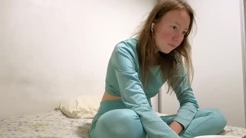 Snapshot of jony_marta chatting on January 31, 2:04 am Jony Marta GMT 2000-0100 every day online show from January 31, 2:04 am