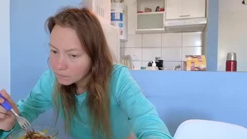 Snapshot of jony_marta chatting on February 13, 5:11 pm Jony Marta GMT 2000-0100 every day online show from February 13, 5:11 pm
