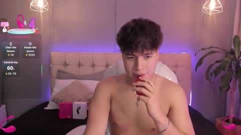 Snapshot of jordan_24_ chatting on October 22, 8:08 pm JORDAN online show from October 22, 8:08 pm