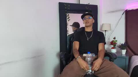Jordan Kiing online show from October 15, 9:26 pm