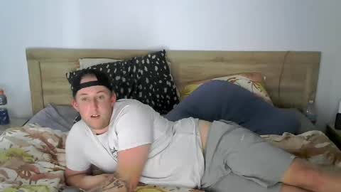 jorddiickzilla online show from October 28, 3:10 am