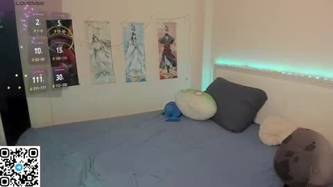 Snapshot of jorroger chatting on November 25, 2:33 am Mila online show from November 25, 2:33 am