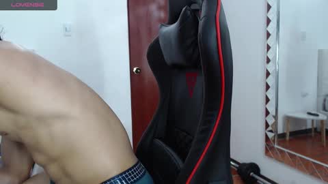 Snapshot of jose_rumbero91 chatting on March 12, 6:33 pm jose_rumbero91 online show from March 12, 6:33 pm