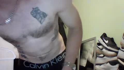 Snapshot of josebiiker chatting on June 8, 8:31 pm josebiiker online show from June 8, 8:31 pm
