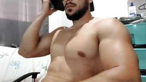 josefit06 online show from February 18, 5:31 pm