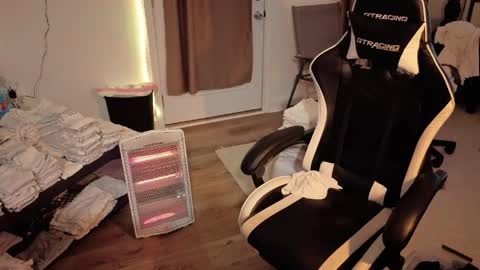 Josef online show from April 9, 7:25 am