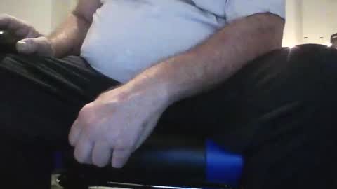 Snapshot of josehosebb chatting on December 31, 8:04 am josehosebb online show from December 31, 8:04 am