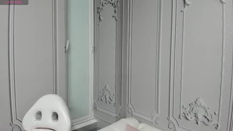 Katalina online show from December 29, 10:45 am