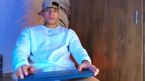 Josep online show from October 26, 7:42 pm