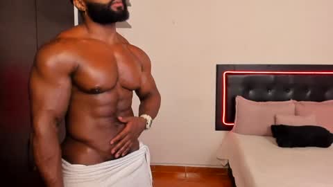 Snapshot of joseph_palacios chatting on January 27, 12:33 am joseph palacios online show from January 27, 12:33 am