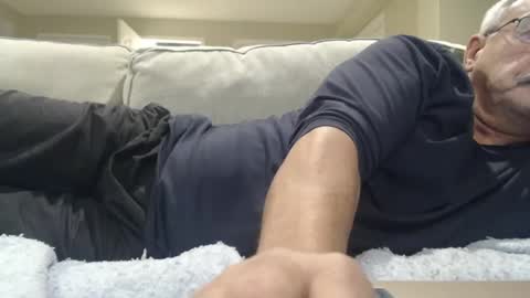 josephgr2021 online show from January 6, 2:26 am