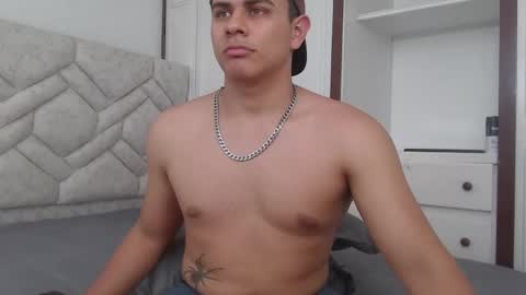 Snapshot of josephmosquera chatting on December 23, 6:05 pm josephmosquera online show from December 23, 6:05 pm