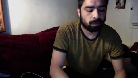 Snapshot of josephs1990 chatting on December 18, 7:04 am josephs1990 online show from December 18, 7:04 am