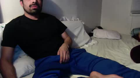 Snapshot of josephs1990 chatting on January 2, 6:40 am josephs1990 online show from January 2, 6:40 am