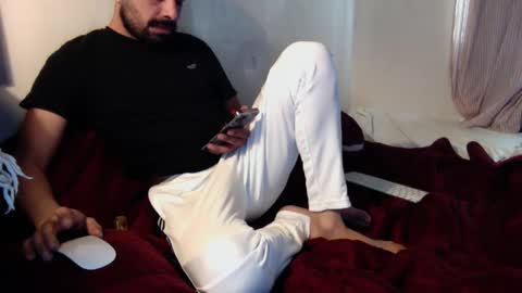 Snapshot of josephs1990 chatting on January 14, 8:37 pm josephs1990 online show from January 14, 8:37 pm