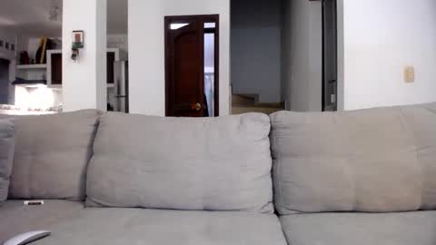 Snapshot of josezaens_ chatting on September 23, 9:45 am josezaens_ online show from September 23, 9:45 am