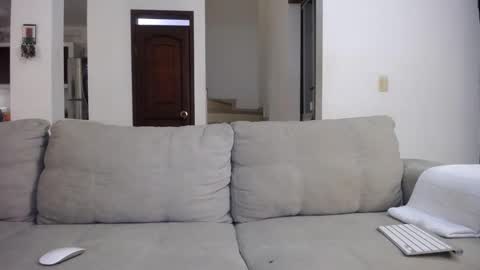 Snapshot of josezaens_ chatting on October 5, 7:28 am josezaens_ online show from October 5, 7:28 am