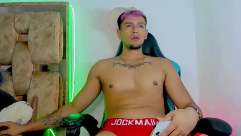 Snapshot of josh_cam99 chatting on October 16, 2:45 am JOSH online show from October 16, 2:45 am