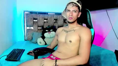 Snapshot of josh_cam99 chatting on November 8, 11:03 pm JOSH online show from November 8, 11:03 pm