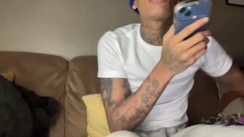 joshperrygoon online show from December 26, 9:04 pm