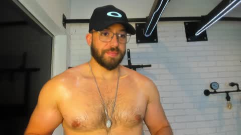 Snapshot of joshualyon chatting on January 12, 7:21 pm Joshua The Lion online show from January 12, 7:21 pm