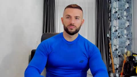 joshuamuscle69 online show from December 24, 8:33 am