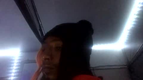 Snapshot of joshyywoshy chatting on December 5, 2:31 am ULuvJay online show from December 5, 2:31 am